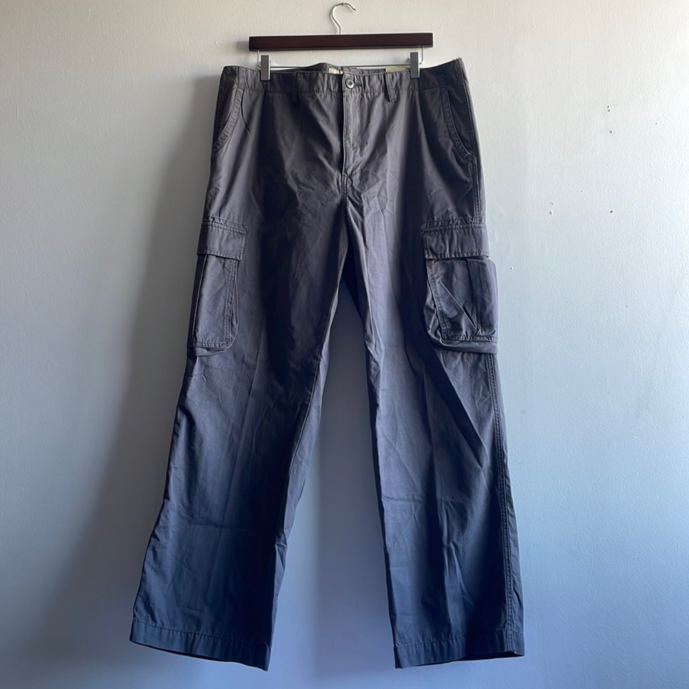 Grey Sonoma Carge Pants Size 40 X 32 NWT .